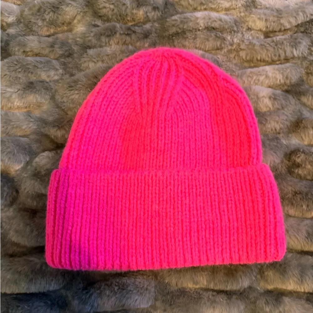 American Eagle | Hot Pink Ribbed Knit Chunky Beanie